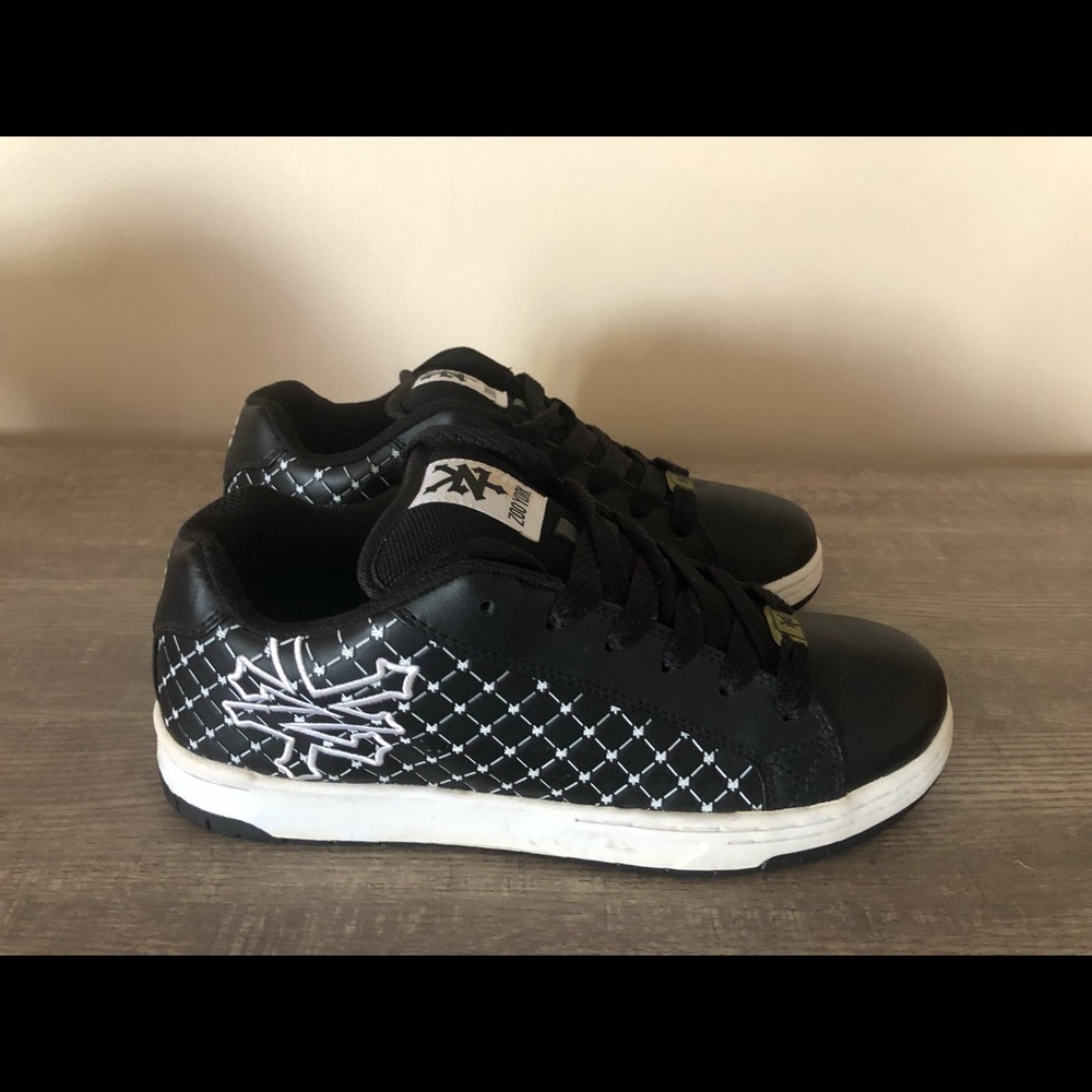 Zoo York men’s skate sneakers